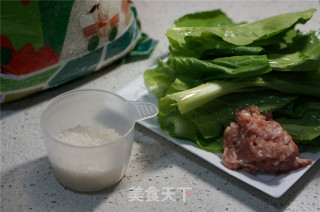 青菜肉末绵粥的做法步骤：1