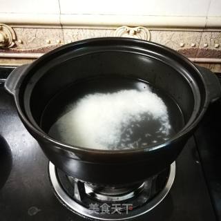 营养早餐---生菜猪肝粥的做法步骤：1
