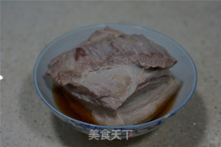 一品扣肉的做法步骤：5