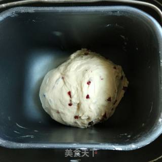 蔓越莓淡奶油吐司的做法步骤：2