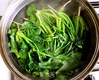 鱼香菠菜的做法步骤：2