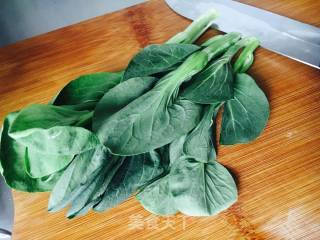 宝宝辅食青菜米粉的做法步骤：1