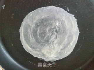 鸡蛋生菜卷饼的做法步骤：2