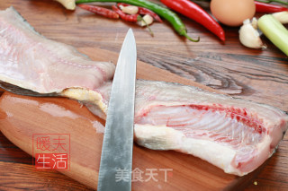 熘鱼段的做法步骤：2