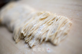 必胜客夏威夷热辣面 鸡蛋手擀面的做法步骤：6