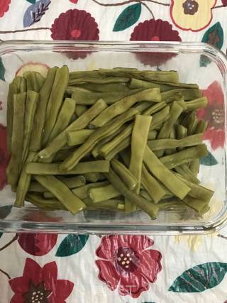 家常干煸豆角的做法步骤：7