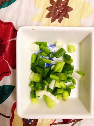 鲜嫩原味鸡蛋羹的做法步骤：2