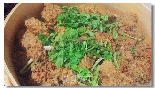 粉蒸羊排的做法步骤：9