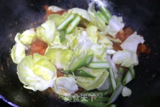 炒饺子皮蔬菜面片的做法步骤：7