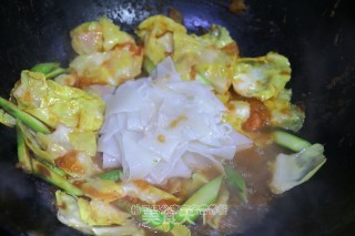 炒饺子皮蔬菜面片的做法步骤：8