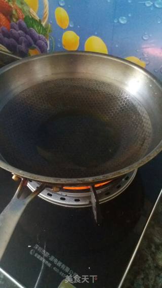 韭菜炒鸡蛋的做法步骤：2