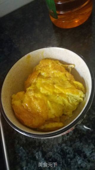 韭菜炒鸡蛋的做法步骤：5
