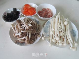 双菇木耳炒肉片的做法步骤：1