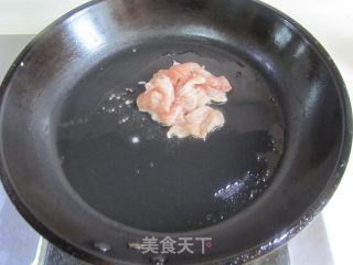 双菇木耳炒肉片的做法步骤：3
