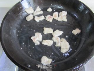 双菇木耳炒肉片的做法步骤：4