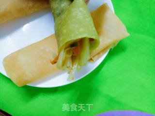 蔬菜春饼~蒸春饼《胡萝卜，苜蓿汁》的做法步骤：8