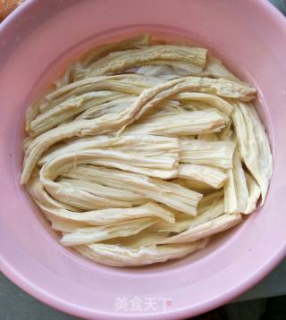 麻辣腐竹的做法步骤：3