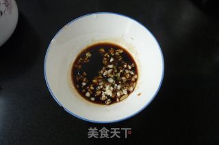 香蒜苦瓜拌粉条的做法步骤：5