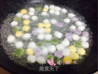 米酒汤圆的做法步骤：3