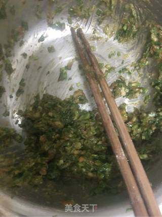 韭菜包子的做法步骤：3