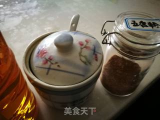 韭菜炒豆腐的做法步骤：1