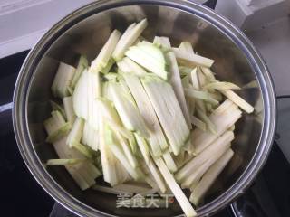 茄子焖饼的做法步骤：2
