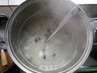 皮蛋瘦肉粥的做法步骤：3