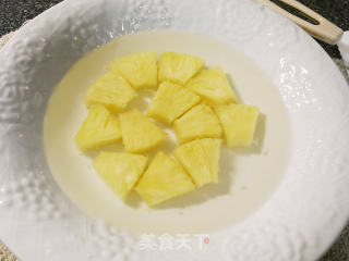 菠萝浇汁鸡排的做法步骤：3