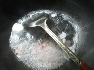 咸肉千张煮莴笋的做法步骤：5