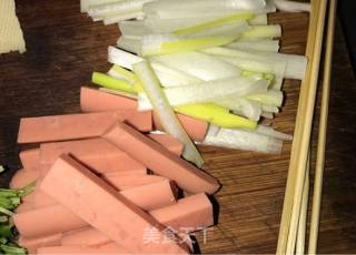 干炸豆腐卷的做法步骤：1