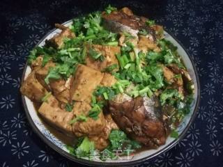 酱鲅鱼炖豆腐的做法步骤：9