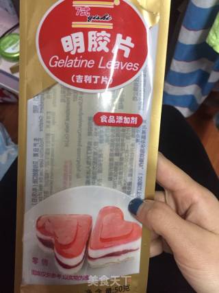 酸奶芒果慕斯的做法步骤：2