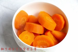 胡萝卜小面包的做法步骤：1