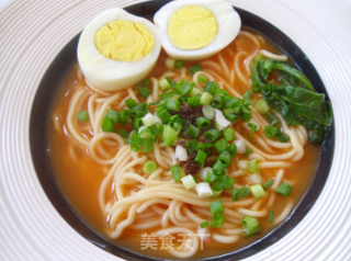 红果家菜谱之茄汁鸡蛋面的做法步骤：4