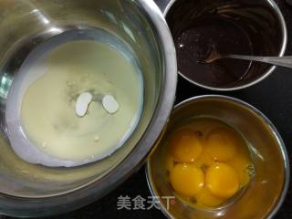 黄桃蛋糕卷的做法步骤：3