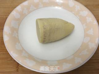 鲜笋水晶饺的做法步骤：1