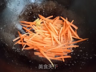 多彩鸭丝的做法步骤：7