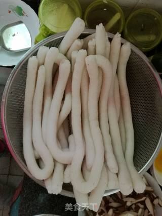 饭麸果的做法步骤：1