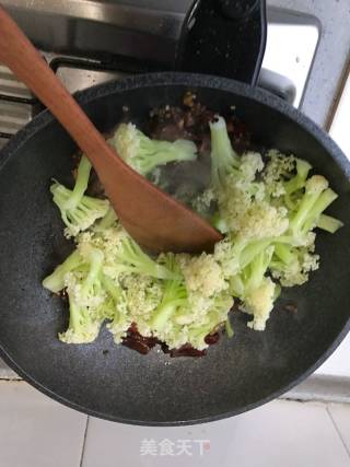辣炒肉末菜花的做法步骤：9