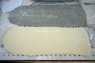 黑芝麻双色馒头的做法步骤：4