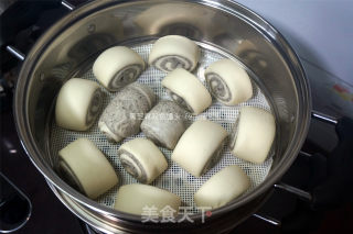 黑芝麻双色馒头的做法步骤：7
