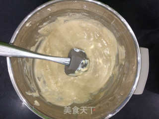 火龙果蛋糕卷的做法步骤：9