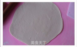 茄汁披萨的做法步骤：3