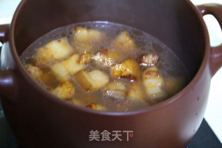 坤博砂锅红烧肉的做法步骤：8
