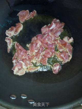 娃娃菜炒肉的做法步骤：3
