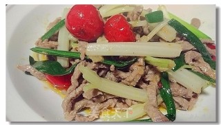 芹菜牛肉丝的做法步骤：10