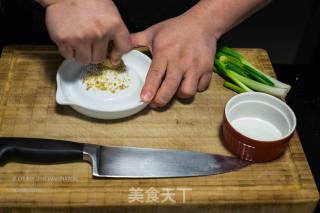 冬日暖胃系列快手菜：药膳鸡煲的做法步骤：6