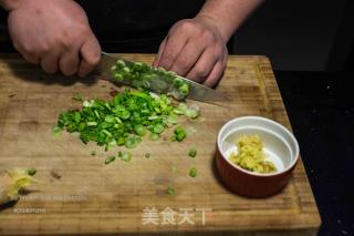 冬日暖胃系列快手菜：药膳鸡煲的做法步骤：7