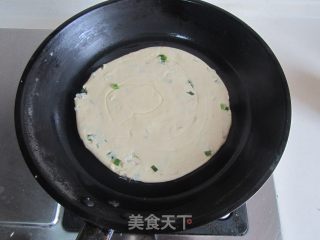 玉米面葱花饼的做法步骤：8