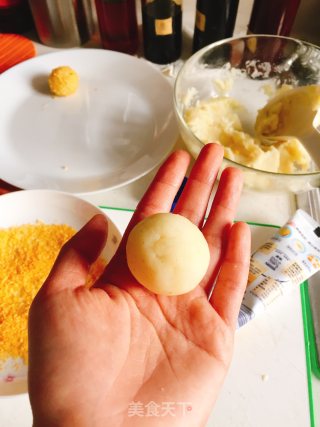 芝士土豆球的做法步骤：4